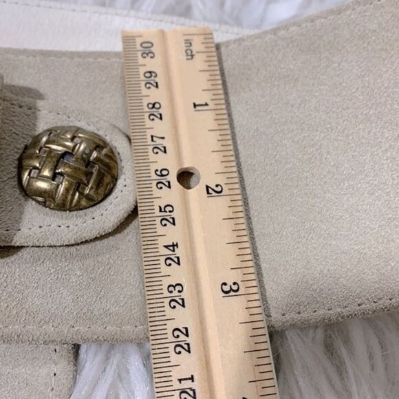 AMORE MIO suede belt goldtone hardware with rhinestones/crystals sz Small - Picture 8 of 10
